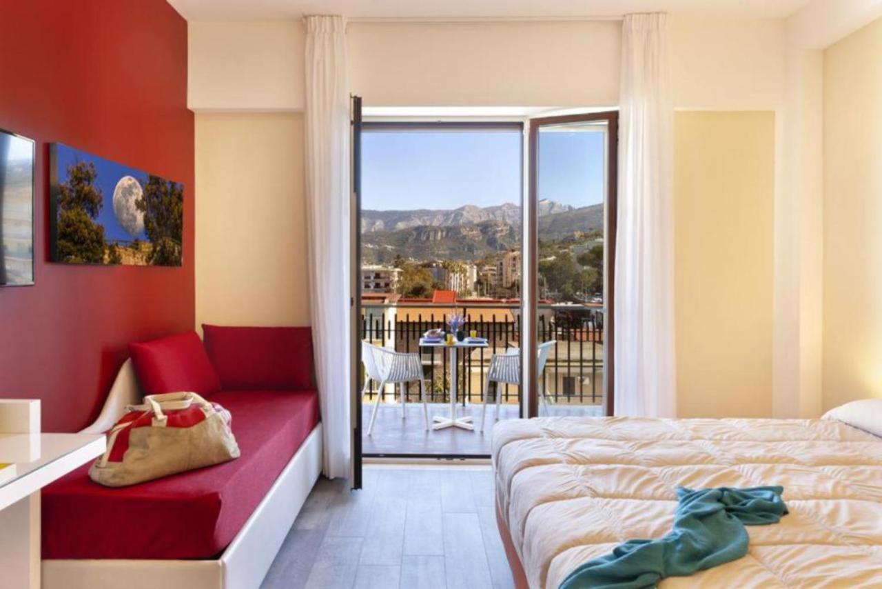 Parco Tasso Guest House Sorrento Luaran gambar