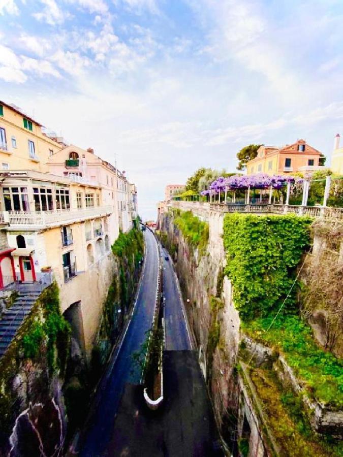 Parco Tasso Guest House Sorrento Luaran gambar